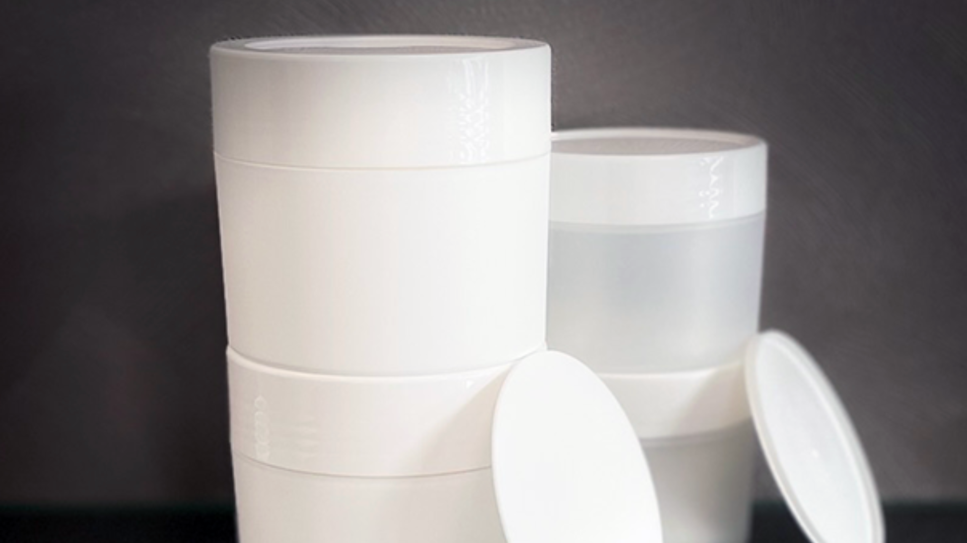 PP jars with stackable lids