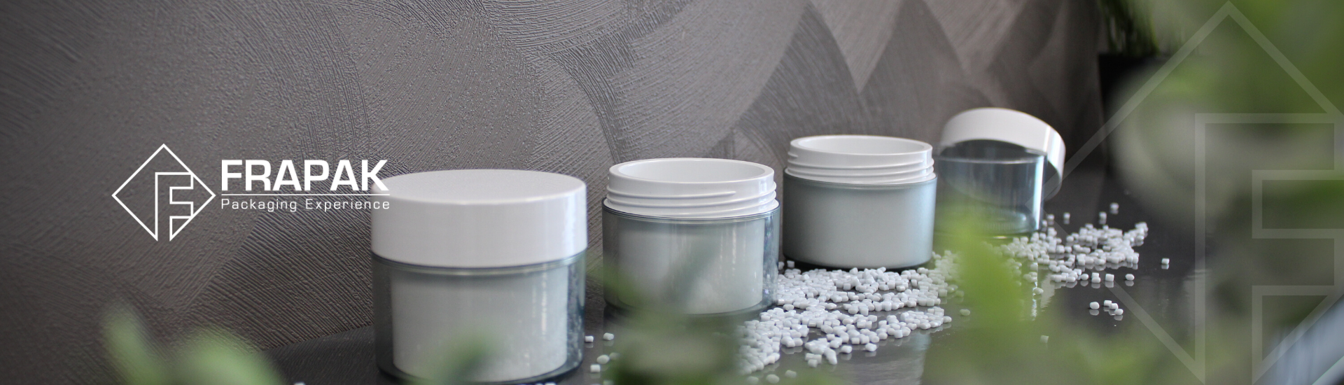 Cosmetic rpet jars 